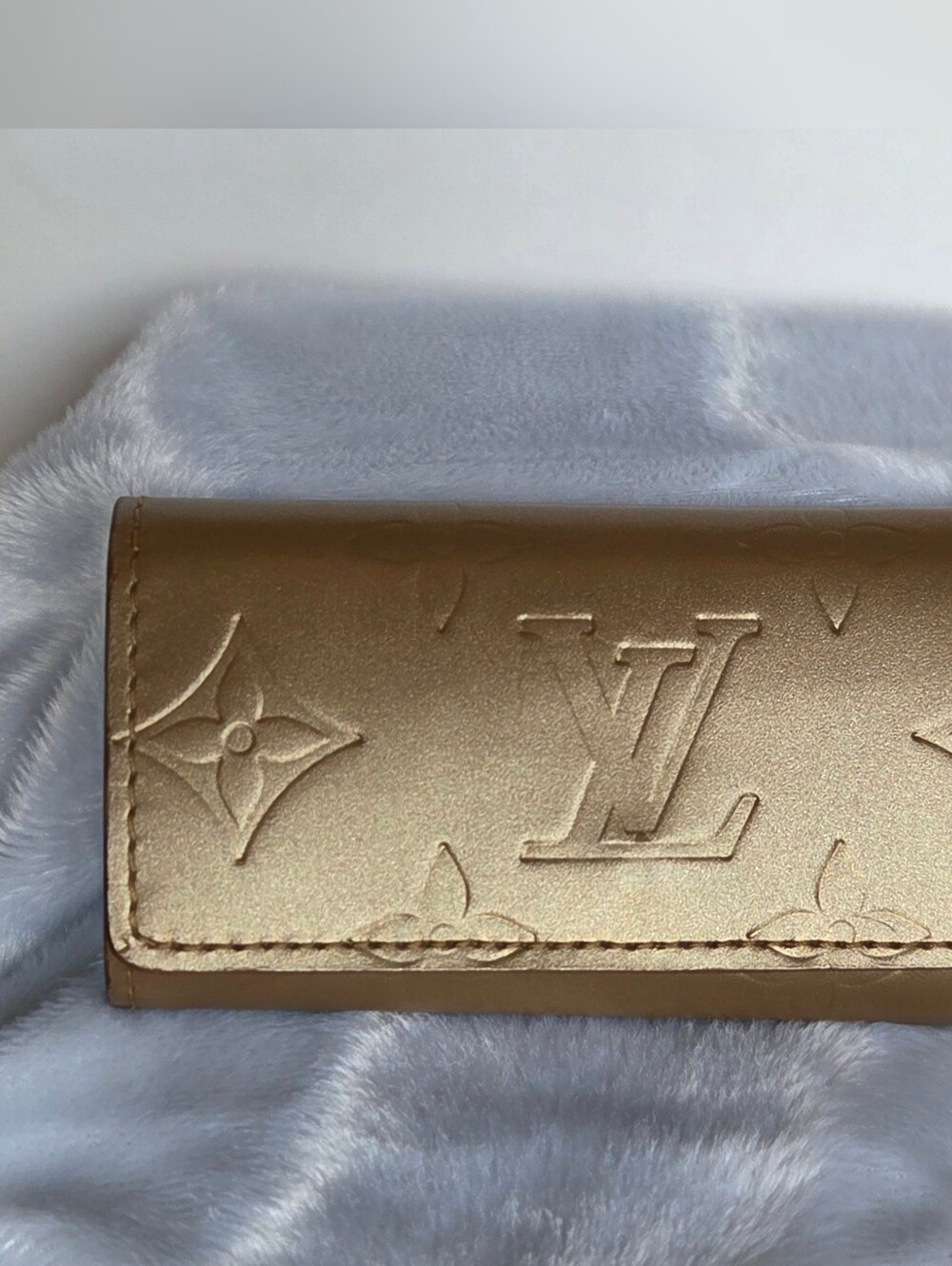 Louis Vuitton Vernis Key Holder - Picture 16 of 16